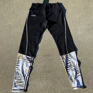 Hera x Hero Giametta Feather Leggings size M